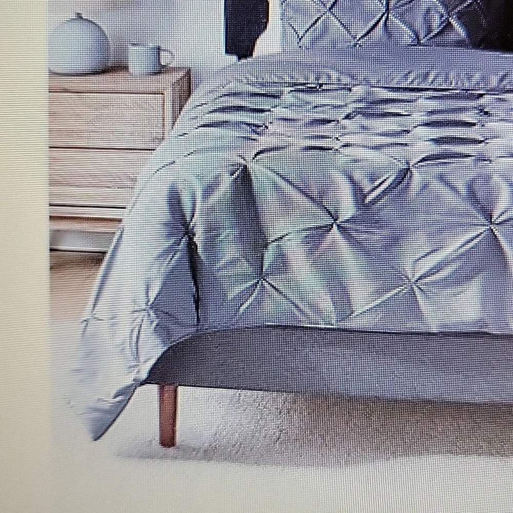 Bedsure Gray Pinch Pleat Pintuck Twin Comforter Embroidered 68x88